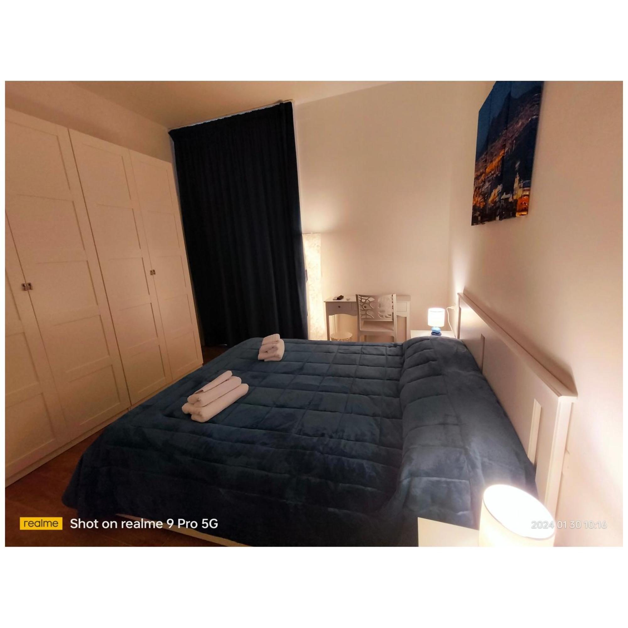 Le Follie Parthenopee Bed & Breakfast Наполи Екстериор снимка